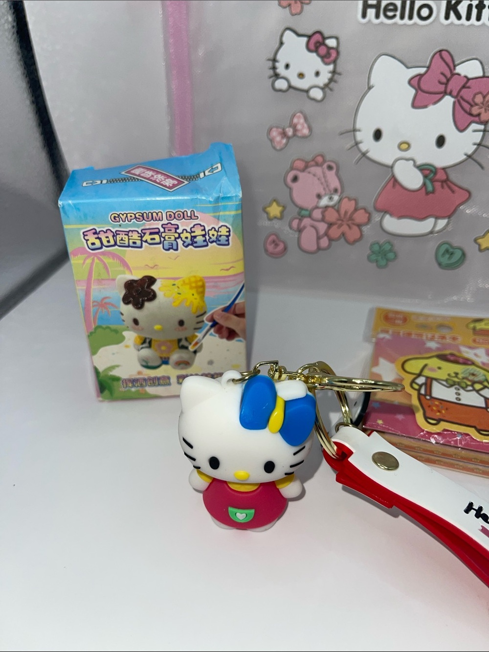 Hello Kitty Pink Clear Pouch with Matching Keychain Set - Picture 3 of 3